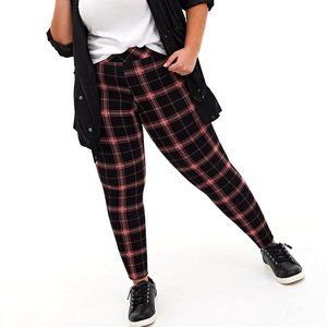 TORRID PREMIUM LEGGINGS - PLAID BLACK & RED SIZE 5